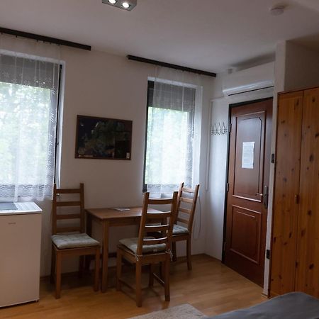 Rent a Scooter Vendégház Zamárdi Buitenkant foto